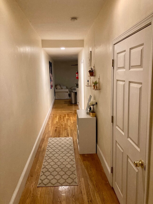 Photo - 56 Egmont St Unit 3