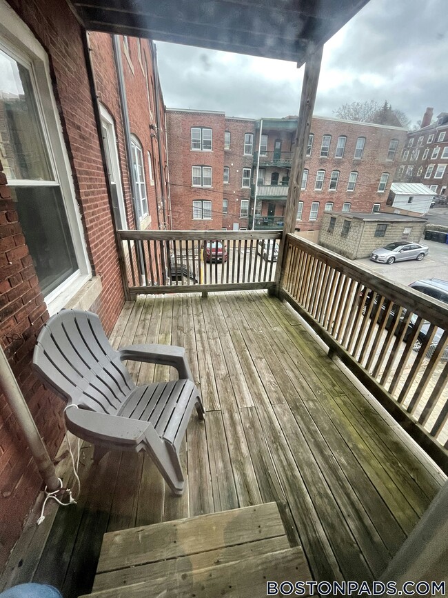 Photo - 1689 Beacon St Unit 2