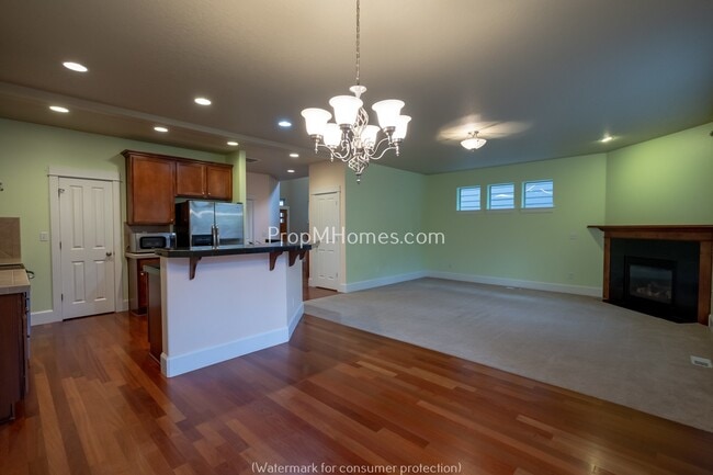Photo - Beautiful Three Bedroom Home in Bethany - Available Now!