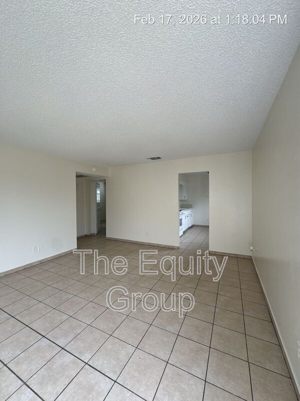 Photo - 624 N Garden St Unidad D