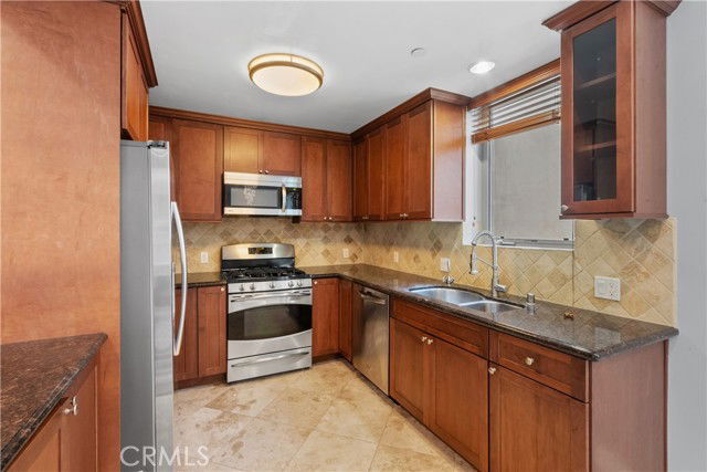 Photo - 11280 La Maida St