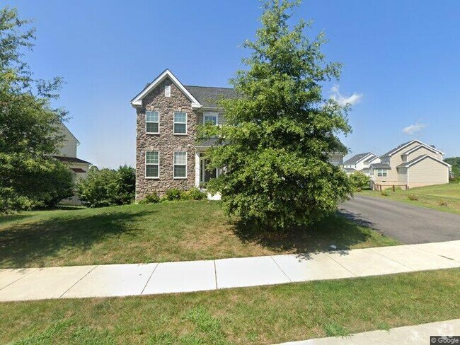 Building Photo - 345 Wagon Wheel Ln Rental