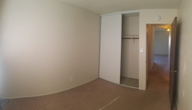 Photo - Utilities Included! Hayward 2-Bedroom with... Unidad 3