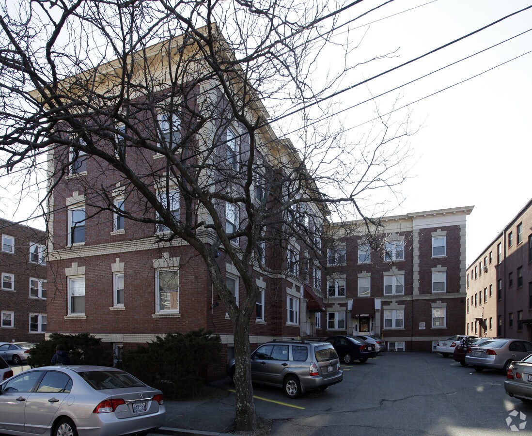 Photo - 101-103 Medway St