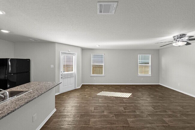 Photo - SOLAR Powered Home for Utility Savings! 1 MONTH FREE RENT WITH 18 - 24 MONTH LEASE!!! AVAILABLE T...