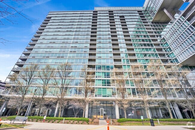 Building Photo - 9725 Woods Dr Unit 507 Rental