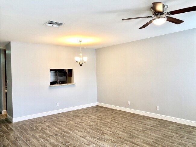 Photo - 3178 Holly Hall St