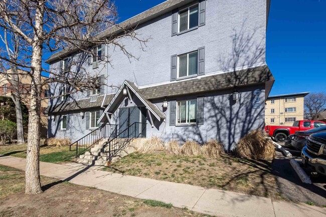 Pearl Apartments - Pearl Apartments