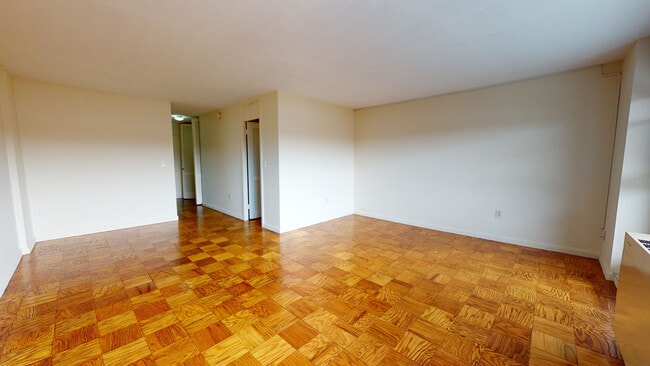 Photo - 80 Monmouth St