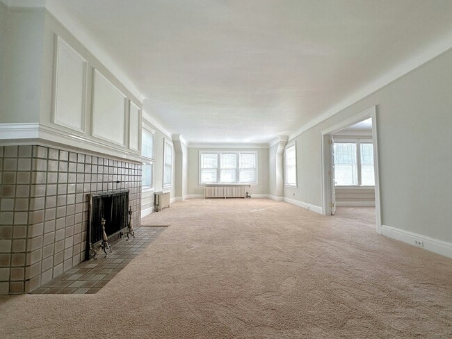 421 Rivard Blvd Unit 2