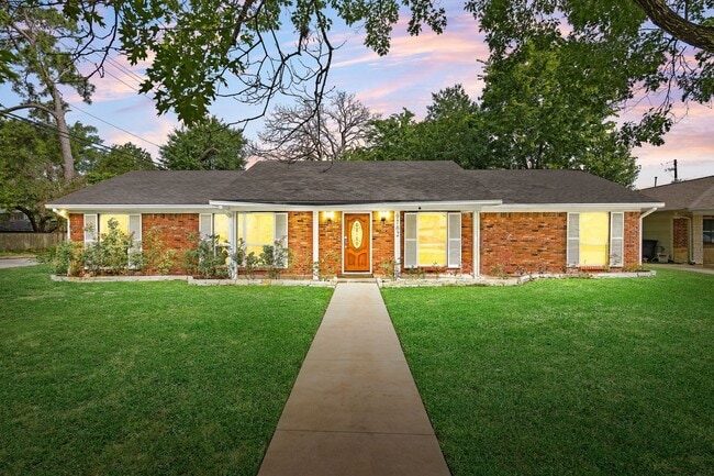 Building Photo - 9762 Tappenbeck Dr Rental