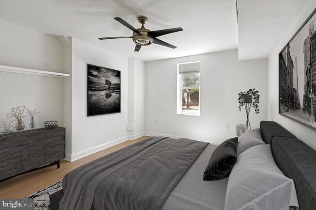Photo - 817 T St NW