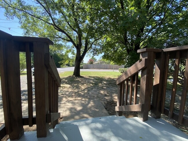 Photo - 3232 Hinkle Dr