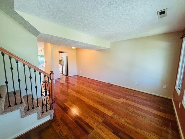 Photo - Nicely appointed 3 bedroom, 2 Bath Townhome