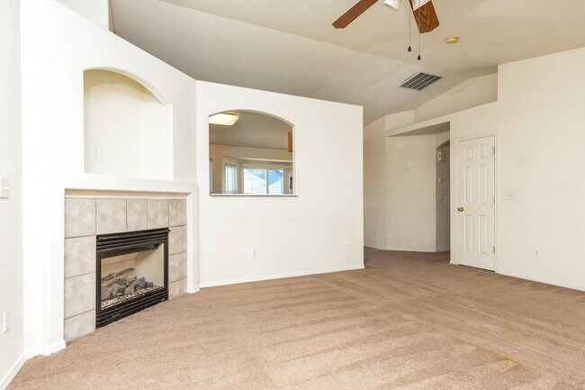 4822 Rusty Nail Point Unidad 4822 Rusty Nail Pt #202