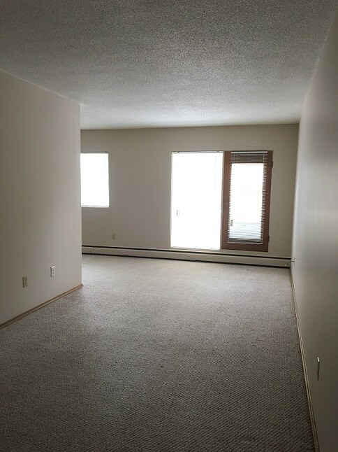 Photo - 0 Bed 0 Bath Unit in Red Deer, AB Unit 204