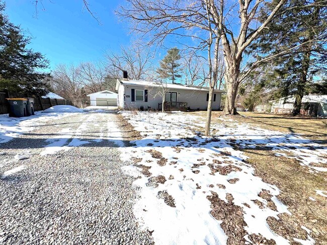 Photo - 2425 N Headley Rd House