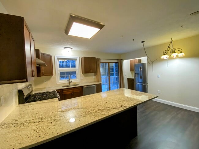 Photo - 39058 OH-517 Unit B