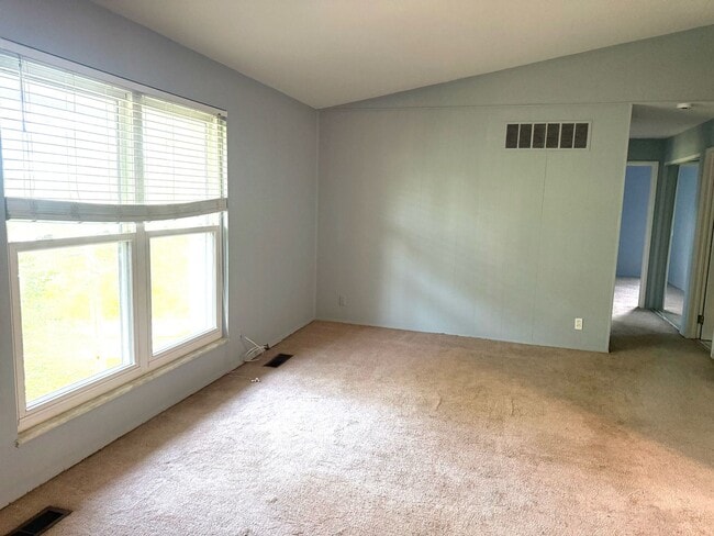 Photo - 2 Bed/1 Bath Condo in Ladue School District!
