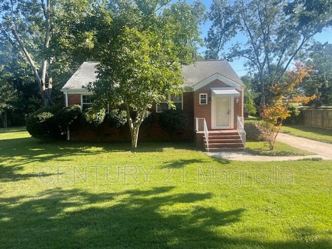 Building Photo - 105 Nutgrove Drive Rental