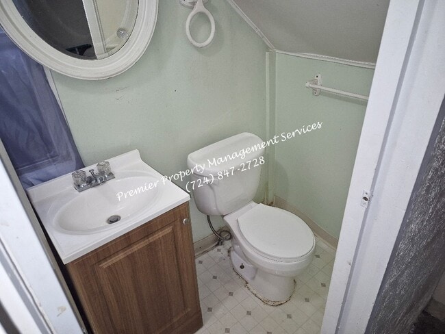 Photo - 1613 4th Ave