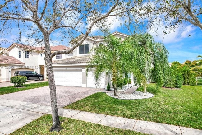 Photo - 16373 SW 30th St