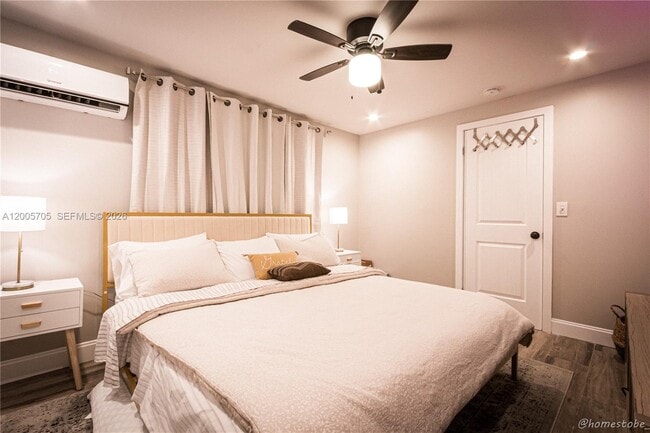 Photo - 227 SW 30th Ave Unit A