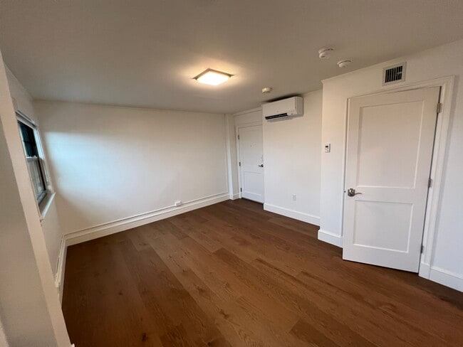 Photo - 1210 Massachusetts Ave