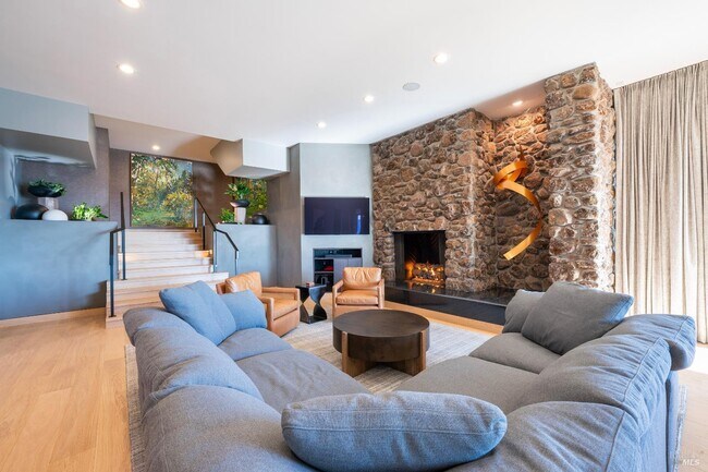 Photo - 2100 Old Soda Springs Rd