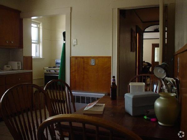 Building Photo - 785 Washington St Rental