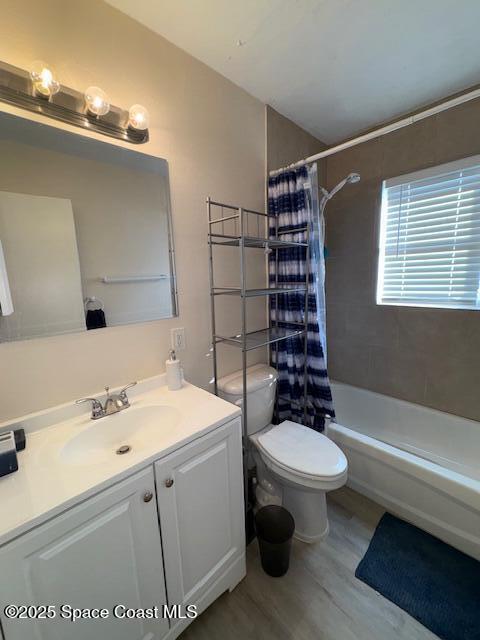 Photo - 412 Clarence Rowe Ave