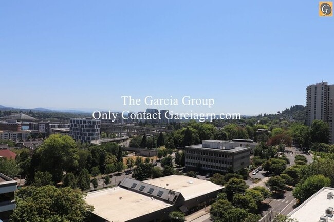 Photo - 111 SW Harrison St Unit #18E