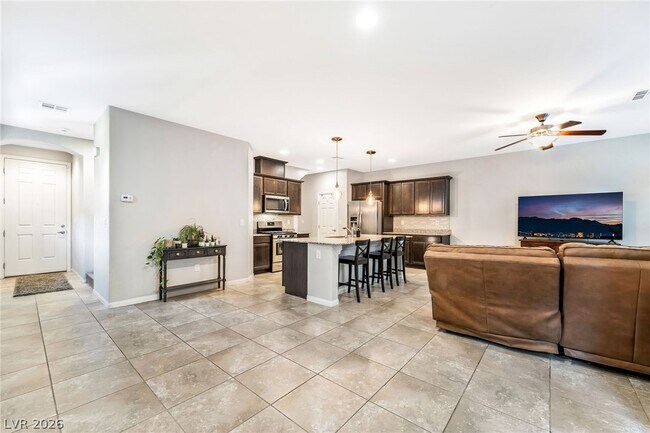 Photo - 6631 Seahorse Reef St
