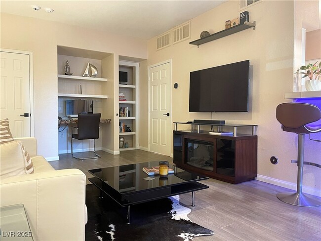 Building Photo - 9000 S Las Vegas Blvd Unit 1231
