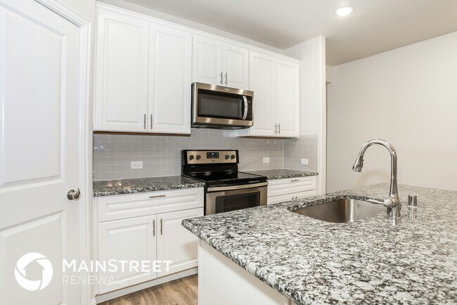 Photo - 2901 Megan St