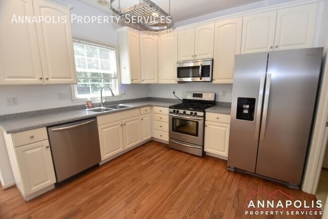 Photo - 307 Mainsail Dr