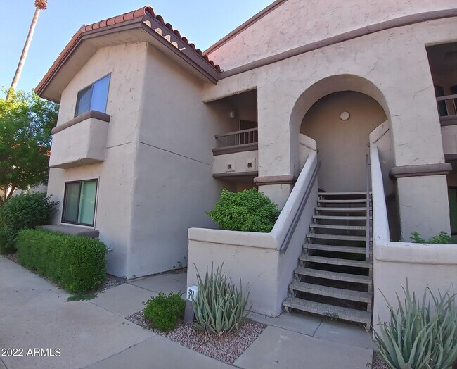 9465 N 92nd St Unit 111