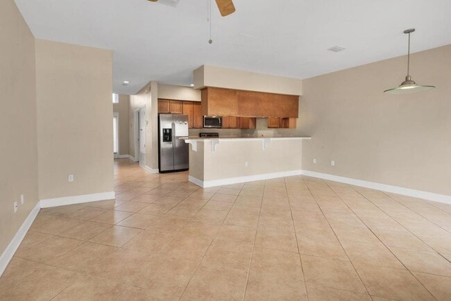 Photo - 115 Beal Pkwy SW