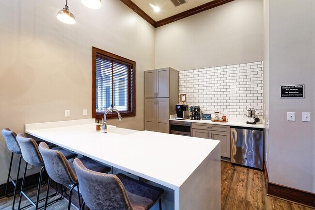 Photo - The Estates at River Pointe