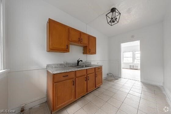 Building Photo - 14140 Superior Rd Unit 3 Rental