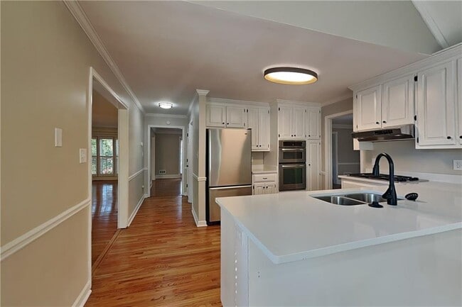 Photo - 3298 Robinson Oaks Way NE