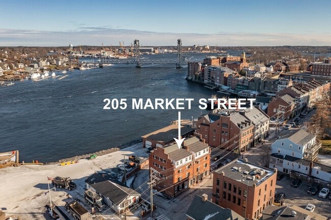 Building Photo - 205 Market St Unit 5