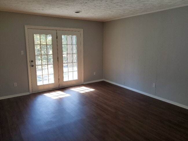 Photo - 819 Ridge Rd