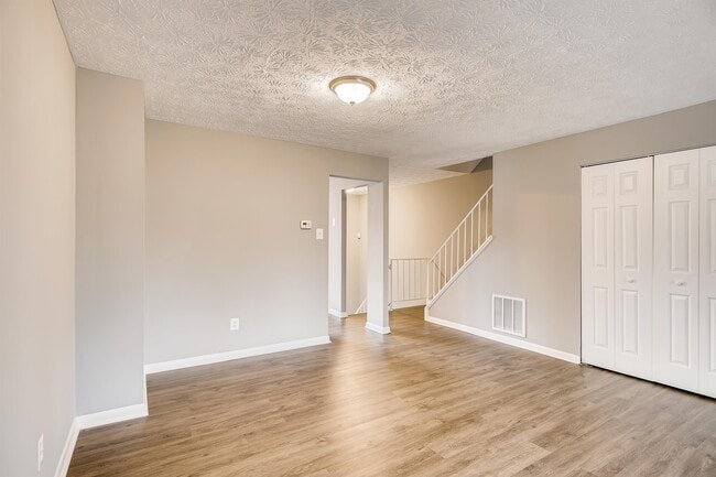 Photo - 2842 Beckon Dr