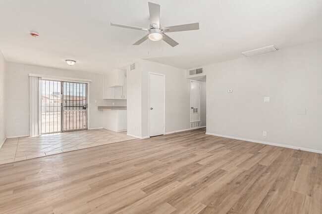 Photo - 4641 S 17th Pl