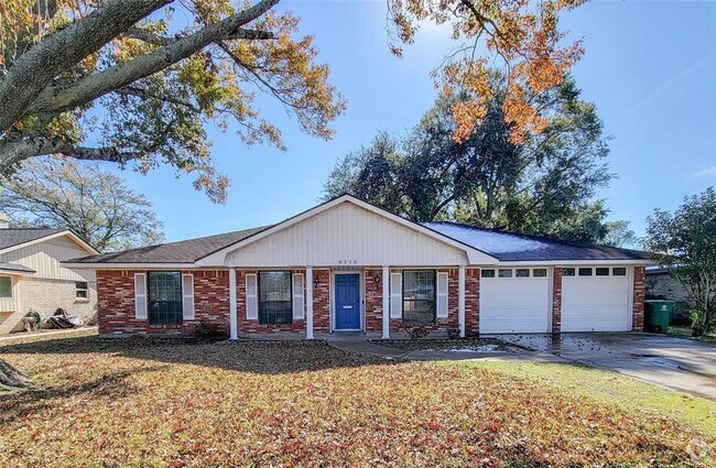 Building Photo - 8310 Gulf Tree Ln Rental