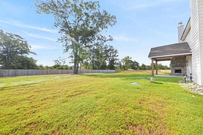 Photo - 63 Lee Rd 2234