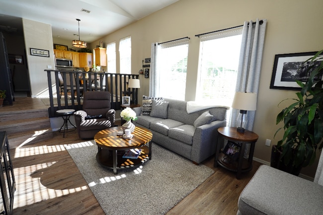 Photo - 957 Church Ln