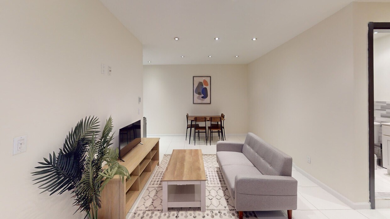 Photo - Private bedroom in 4 bed/2 bath Home