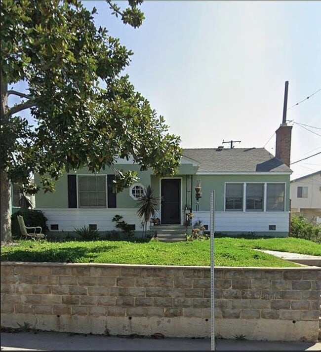 Building Photo - 5842 Newlin Ave